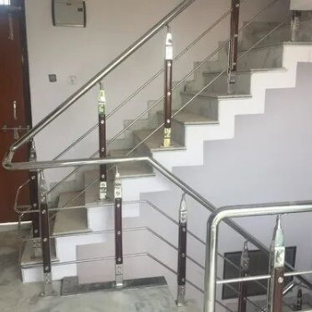 Baluster & Railings SS Railing