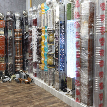 Pillars Acrylic Pillars